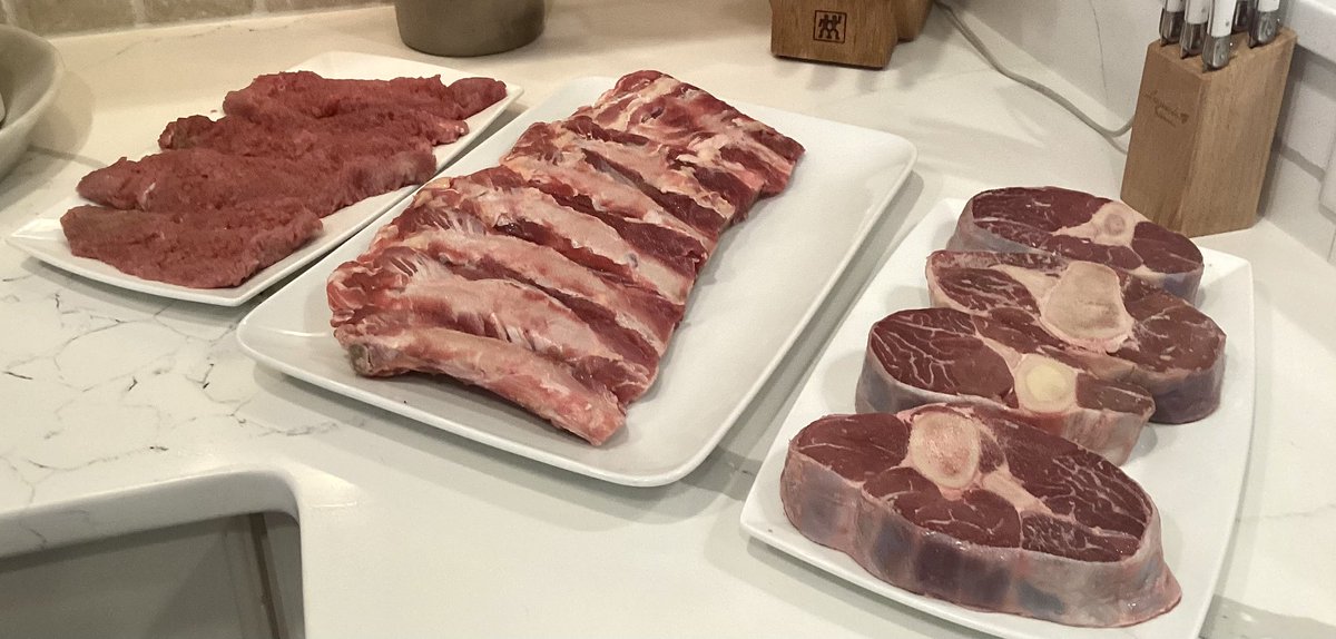 Dry Brining Grass Fed Beef for the “ Healing Humanity” crew from @IndependenceArk . 2lbs Cube Steak 4 lbs Beef Ribs 4 lbs Beef Shanks I chose these cuts for filming to show you can eat like a King & Queen on lesser known beef cuts…hopefully to encourage more to try the PHD.