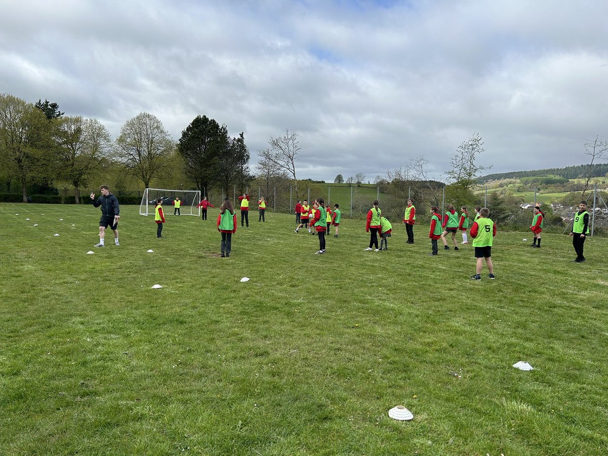 Mrs. G.  Symes tweet media