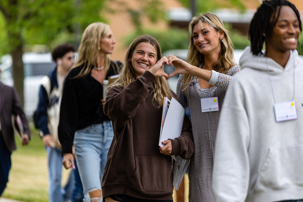 Hey, future Beacons! Have you registered for FOCUS, Valpo's new-student orientation? 👀 Sign up to explore your new home, meet your classmates, register for classes, and see all that Valpo has to offer at bit.ly/FOCUSatValpo24 🎉 We’ll see you this summer! 👋
