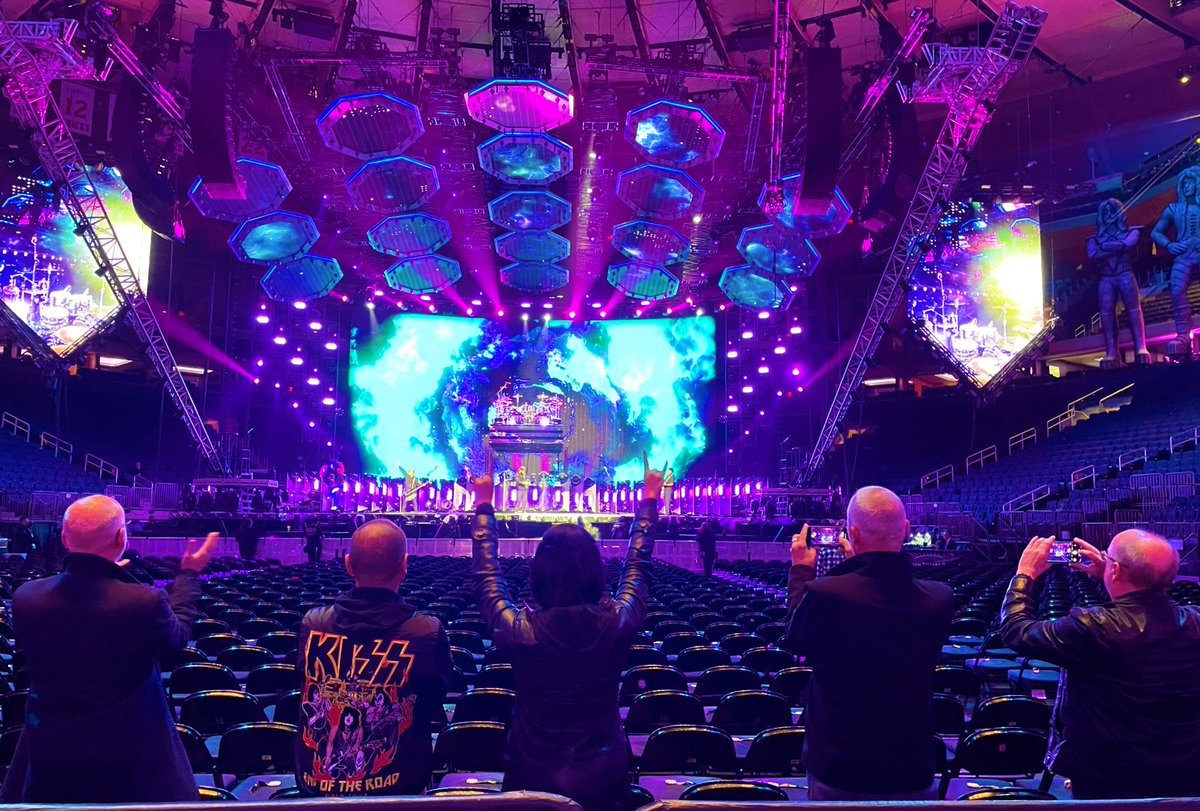 jojoatilano's tweet photo. We are only 7 followers away from 1,000! Check out JOCOUP Creative on LinkedIn ⬇️ 🎵🎢 @thierrycoup 
https://t.co/8LltTOQbGJ https://t.co/yozYMgJWdo
