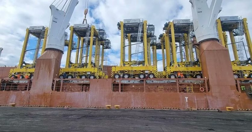 PortAuthorityJa's tweet photo. The Kingston Freeport Terminal Limited recently announced that 12 Hybrid Straddle Carriers are en route to the Terminal.

These are expected to revolutionize their operations and sustainability. 

#PortAuthorityJa #KFTLJa  #Sustainability #Transshipment. https://t.co/Mfi4rV6ZVA