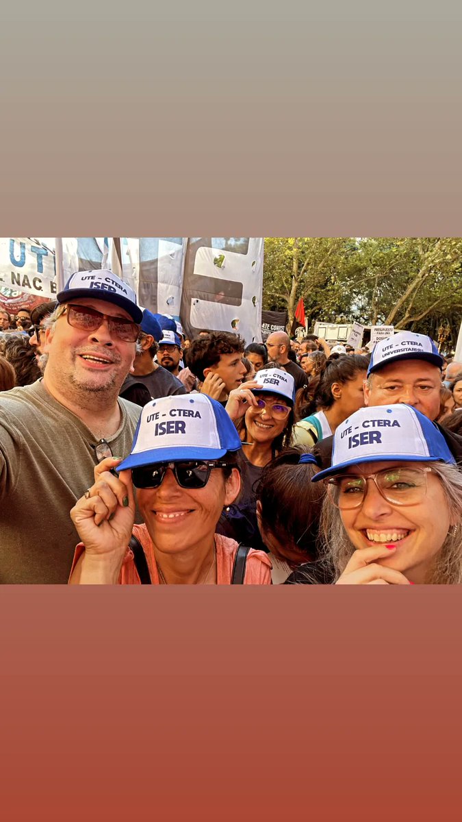 SomosISER's tweet photo. UNIVERSIDAD PUBLICA, SIEMPRE!!! https://t.co/CfAdDmRbSM