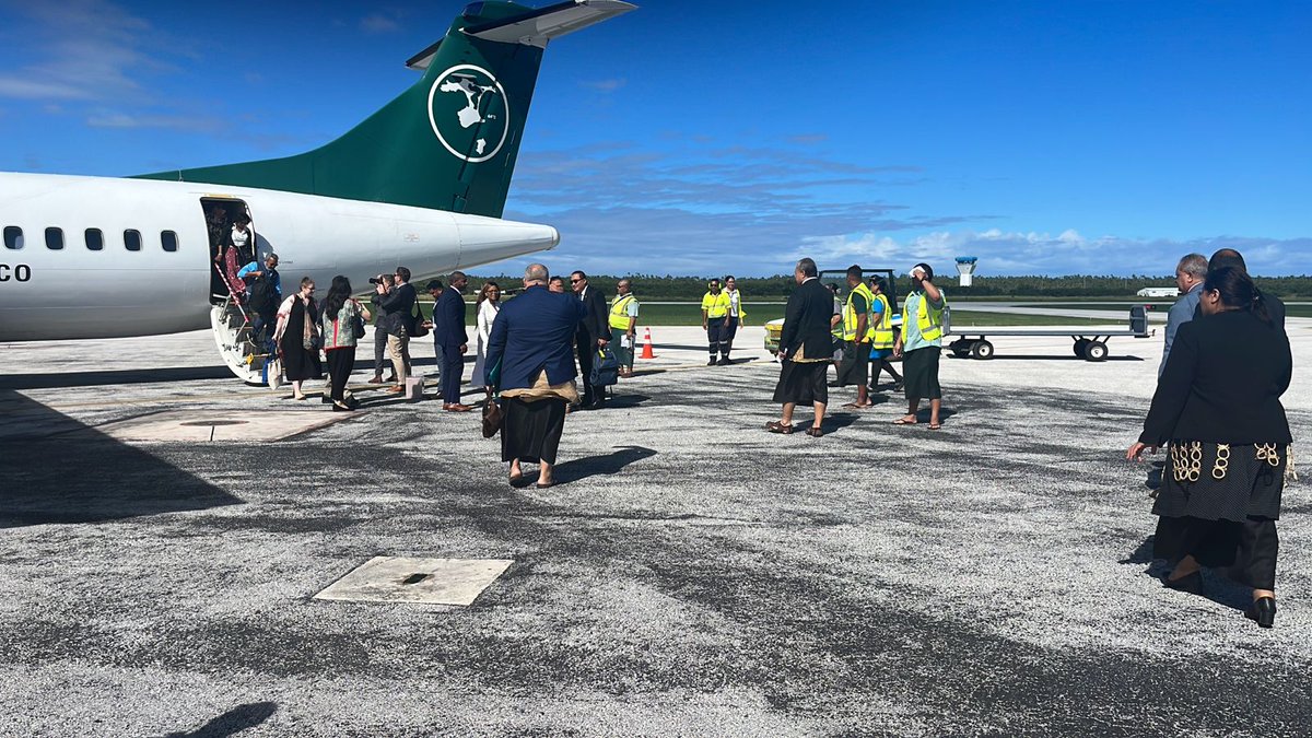 Welcome to Tonga! 🇹🇴 The visiting delegation consisting of members of the US Congress & the @unfoundation have touched down in Nuku'alofa ahead of their brief mission to discuss the impacts of #climatechange & related issues in #PICTs. As part of their week-long mission to the