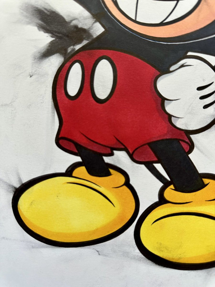 KekunFrog's tweet photo. “MICKEY MOUSE SMUDGE 1”
Marker &amp; ink on Bristol paper
Sized @ 11” x 14”

#kekunfrog #mikemoses #art #artwork #traditionalart #drawing #illustration #disney #mickeymouse https://t.co/c7RF1idXqY