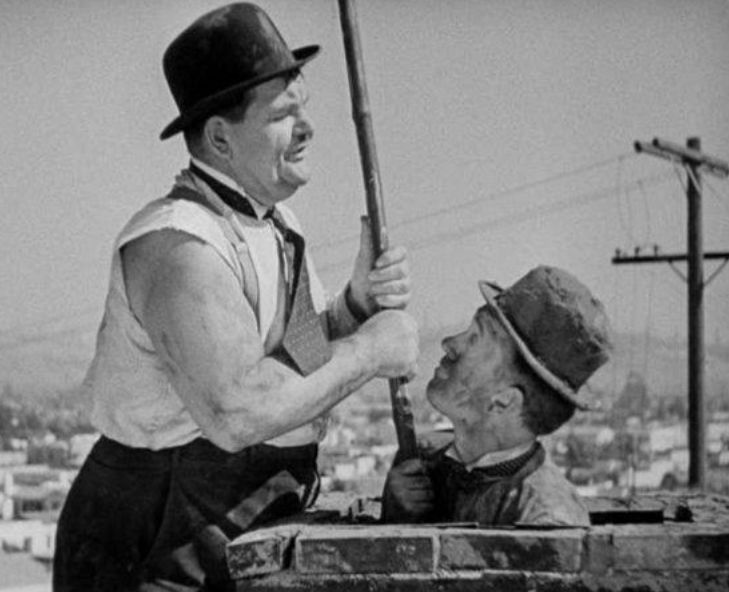 Is your chimney full of soot?  Give #StanAndOllie a call.

#LaurelAndHardy
#StanLaurel
#OliverHardy

@ArthurStanleyJ 
@ONorvellHardy