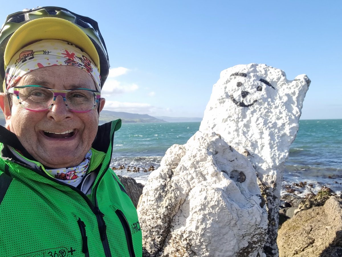 TimmyMallett's tweet photo. Yay! met the Ballygally polar bear! https://t.co/Yw2SQ0LAr1