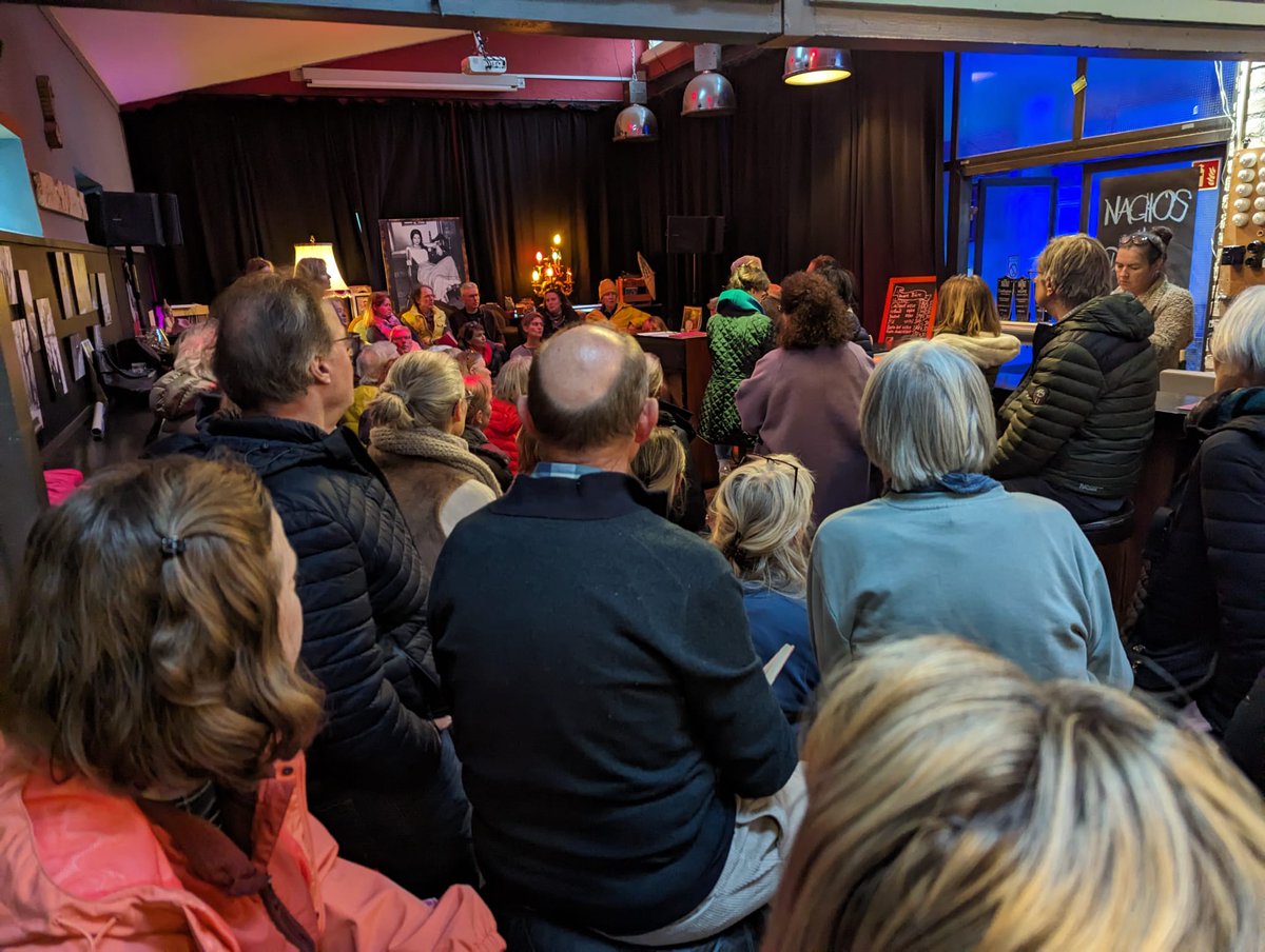 moosblogger tweet media