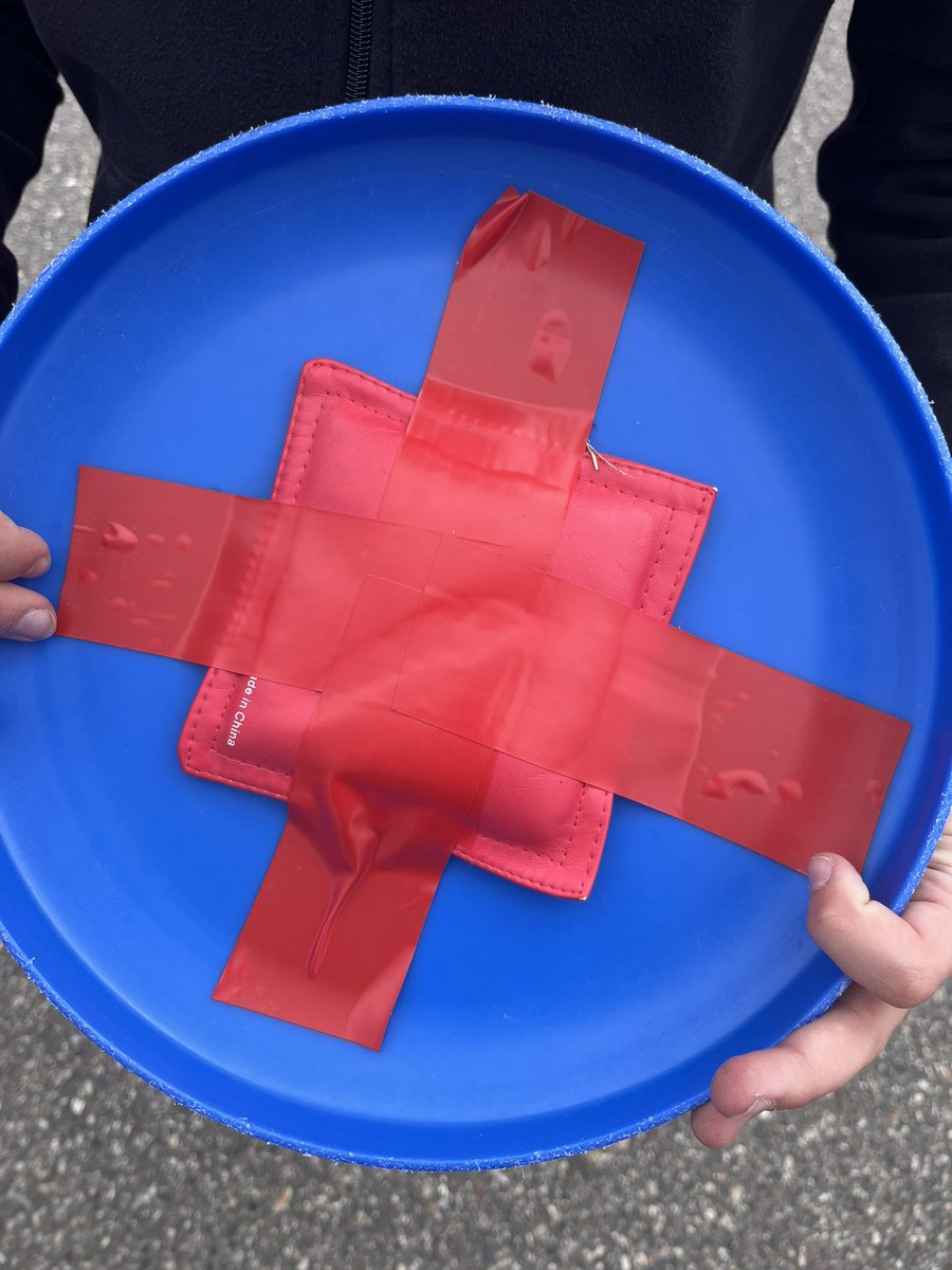 JoeMcCarthy09's tweet photo. Physed Hack. Taped a bean bag to add weight to the frisbee. Worked great today as it was windy outside. https://t.co/kOhp2l1lVd