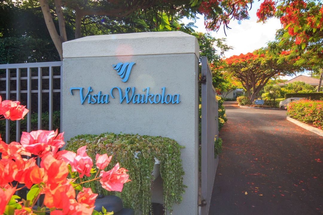 Just listed by Jeffrey Bacawag, R(S) and Steve Hurwitz, R(B) is 69-1010 KEANA PL #D304 in WAIKOLOA, Big Island, for $1,199,000.

hawaiilife.com/mls/710167

Vista Waikoloa #D304 at Waikoloa Beach Resort is a top floor 2 bed/2.5 bath unit - tap the link for details.

#HawaiiLife