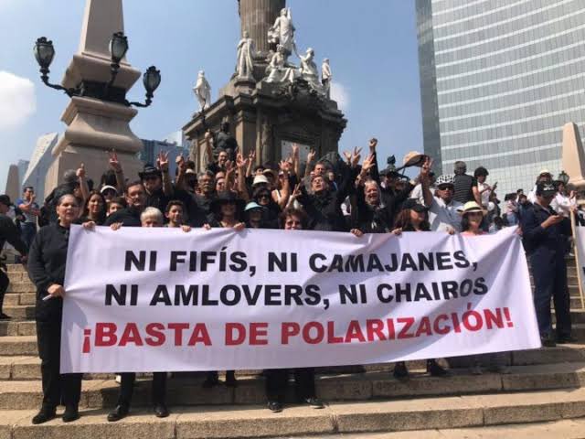 "AMLO y MORENA llevaron la polarización política en el país a niveles alarmantes, con el gobierno actual promoviendo la división en lugar de la unidad. ¡México merece un liderazgo inclusivo y responsable! #AMLO #MORENA #4T"