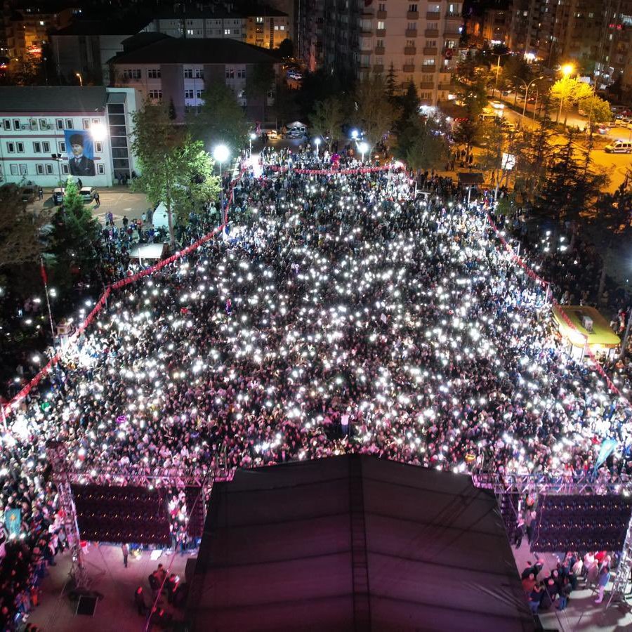 AKP'den CHP'ye geçen Konya Seydişehir Belediyesi'nde 23 Nisan coşkuyla kutlandı.