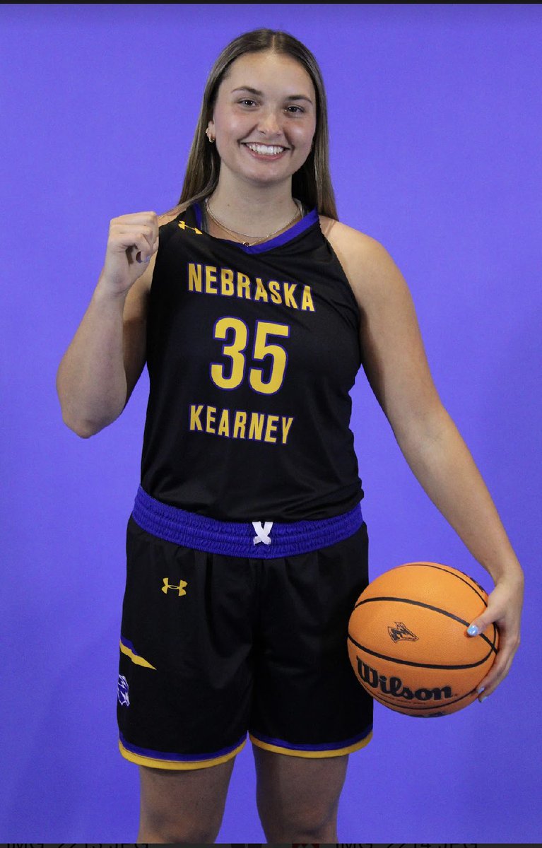 I am very excited to announce that I am committed to The University of Nebraska at Kearney! I would like to thank Coach Ontjes, Coach Anderson, and Coach Kirk for two amazing years at Hutch! I am so excited to take this next step! Go Lopers! 💛💙🏀