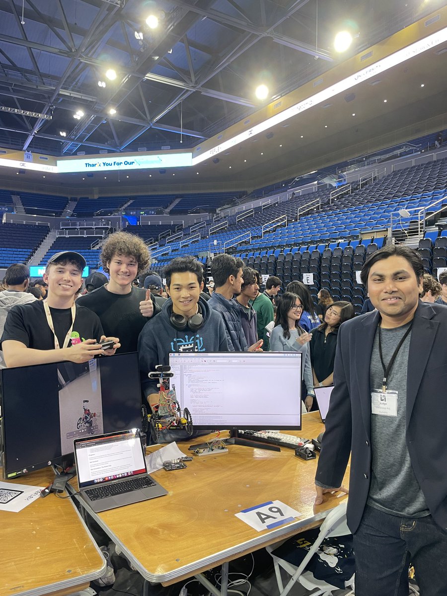 swaroopraj's tweet photo. Last weekend, I was thrilled to judge @LAHacks at @UCLA. The creativity and innovation on display were truly inspiring! Here are some snapshots from Pauley Pavilion.
#LAHacks #UCBerkeley #Innovation #UCLA #hackathon https://t.co/JbhAc9rSJH
