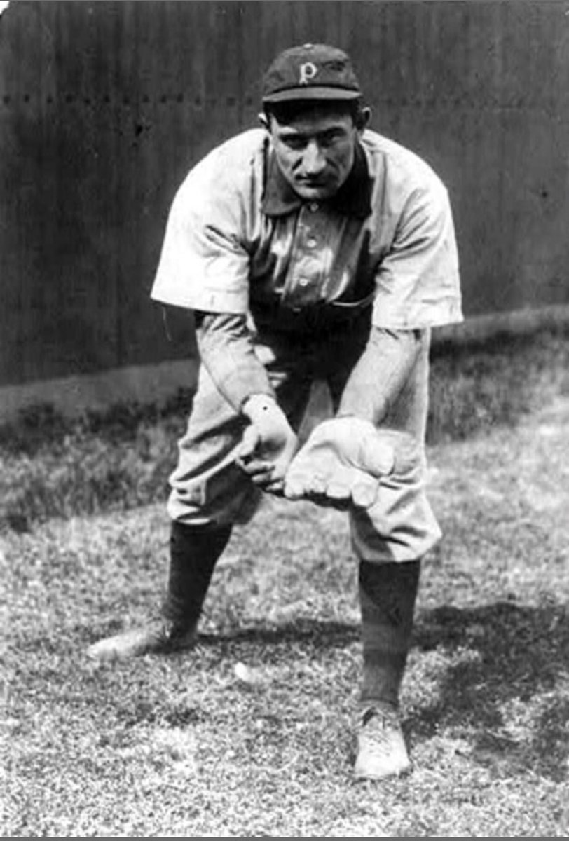 Honus Wagner ready to make a defensive play