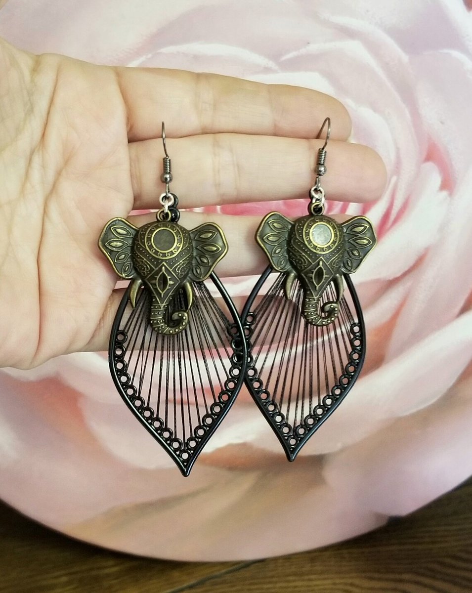 Bronze Elephant Earrings, Long Elephant Earrings #jewelry #earrings #statementearrings #elephant #elephants #elephantjewelry #elephantearrings #handmadejewelry #giftsforher #mothersday #mothersdaygift #mothersdaygifts #etsy etsy.me/3QfYqdq via @Etsy