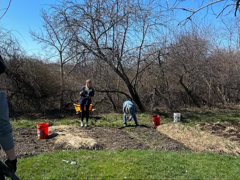 Able to spend some time today helping out at the Community Garden Project as part of the annual Maine Day of Service 🌷Ⓜ️ #BlackBearNation