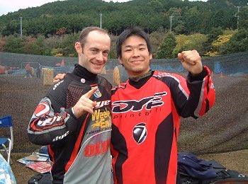 tsspb's tweet photo. ペリエさんも遂に引退なんですね。確かお話しした時にペイントボールが大好きで、自宅にフィールドがあるとお聞きした記憶が。お疲れ様でした
#dyepaintball
https://t.co/O0XpRYhODK https://t.co/hIshMkp5BS