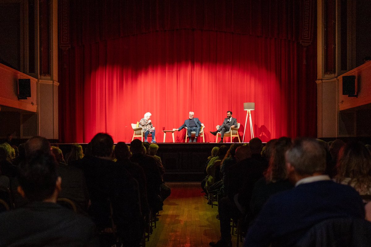 HumzaYousaf's tweet photo. Packed @PortyTownHall campaign event this evening with @TommySheppard and @valmcdermid.

Powerful speech from Tommy on how Westminster’s values are not Scotland’s values.

@theSNP MPs like Tommy will always stand up for Scotland and a better, fairer future with independence. https://t.co/UeAV44HB7s