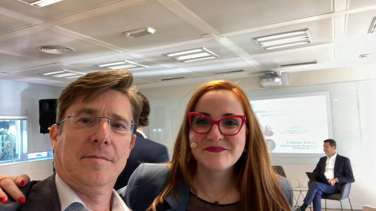 morenocasas's tweet photo. @judith_arnal @rdomenechv @PBOXXI @eoi @bayonlopez @Juand_eoi @CEPS_thinktank @rielcano Un análisis certero sobre los retos de los #FondosNextGen 🇪🇺🇪🇸. Destaca la gestión de los #remanentes, capacidad de #control y #gestión pública y apoyo en organizaciones públicas y privadas con más #capilaridad . Gracias @eoi @rdomenechv @bayonlopez @PBOXXI por convocarnos ! https://t.co/dHaE6sAR3D