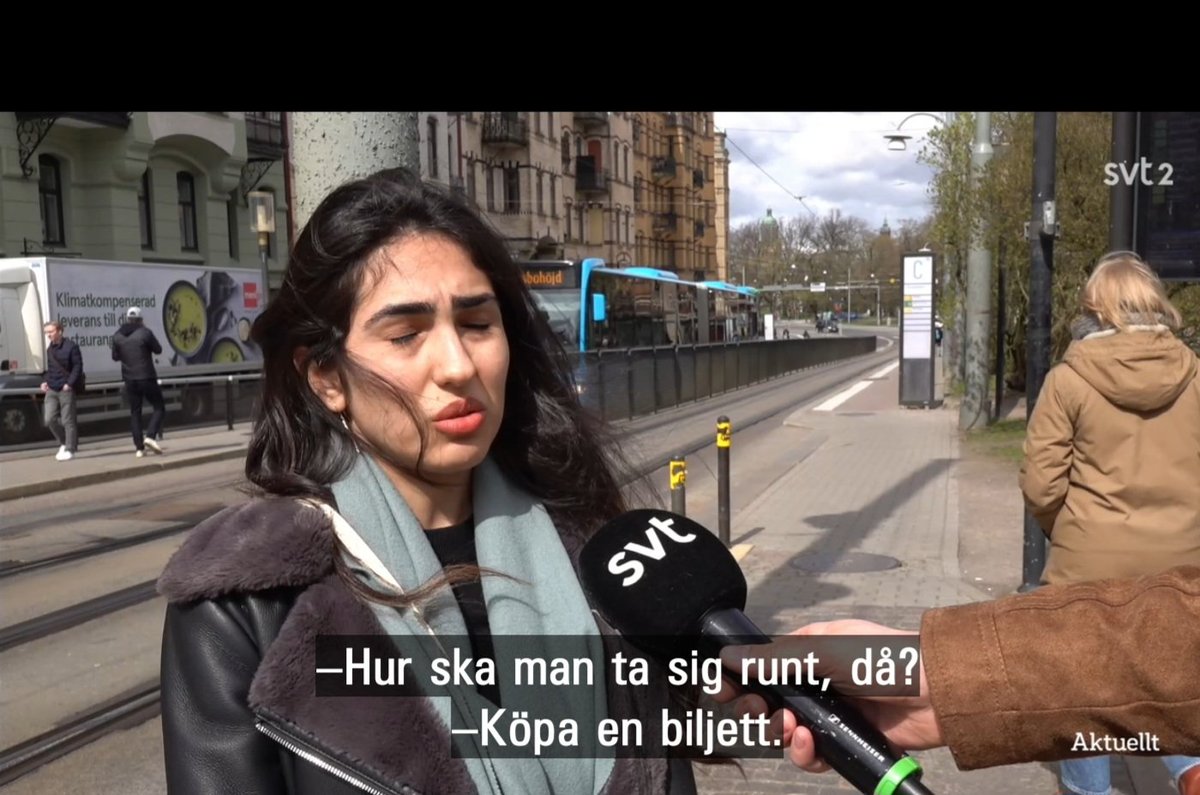 Ikväll @svt lärde vi oss:

1) Att man TVINGAS betala för att det finns kontrollanter. Inte för att man SKA betala som normala gör!

2) 'Man fuskåker INTE BARA för att UTNYTTJA systemet'

3) 'Om man tvingas betala för sig kan man inte 'ta sig runt'

SKÄNK bort Göteborg och Malmö!