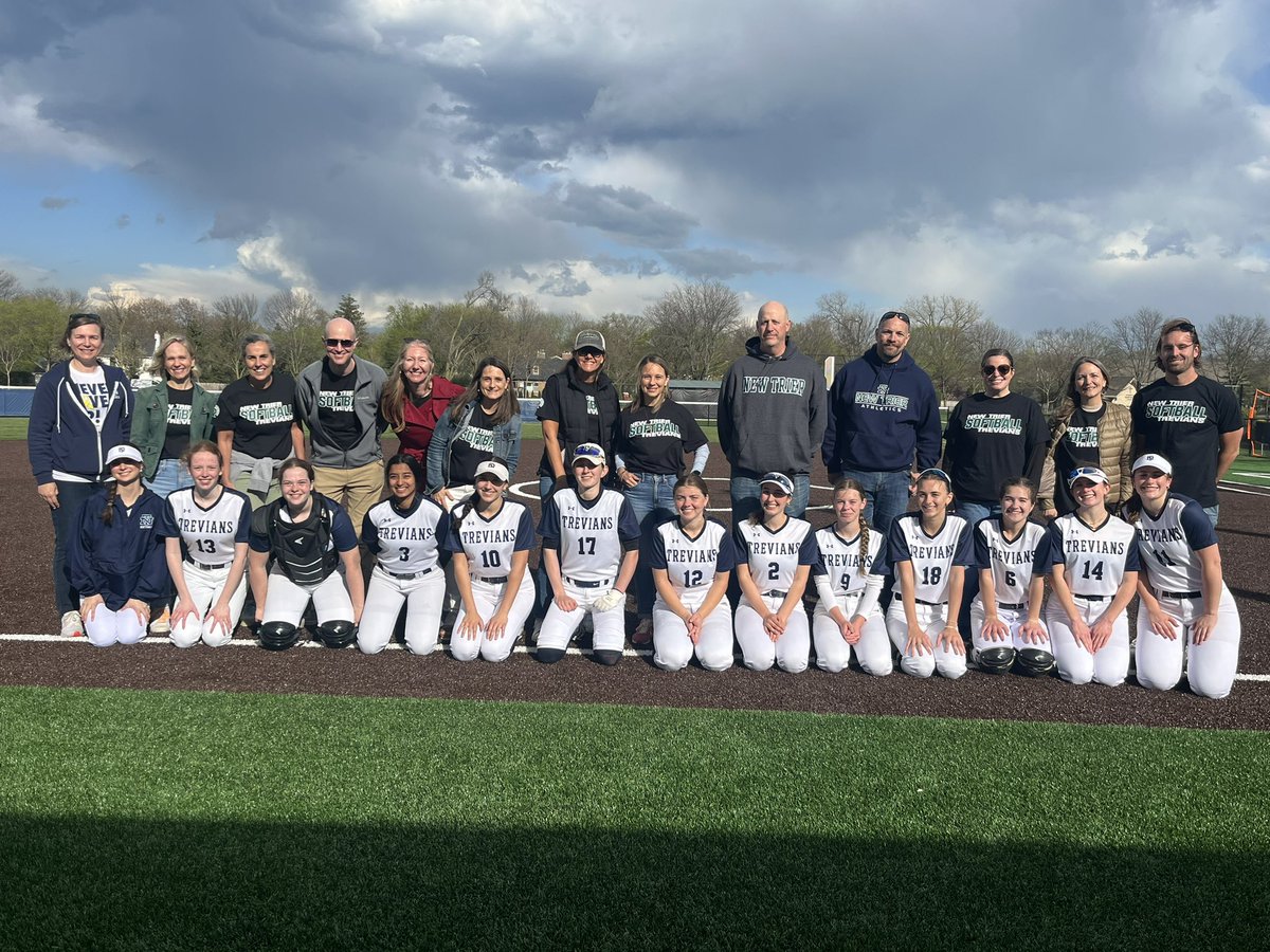 New Trier Athletics tweet media