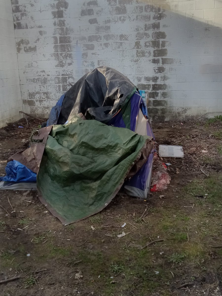 @legacyconnectco @DotComParker This is my tent.