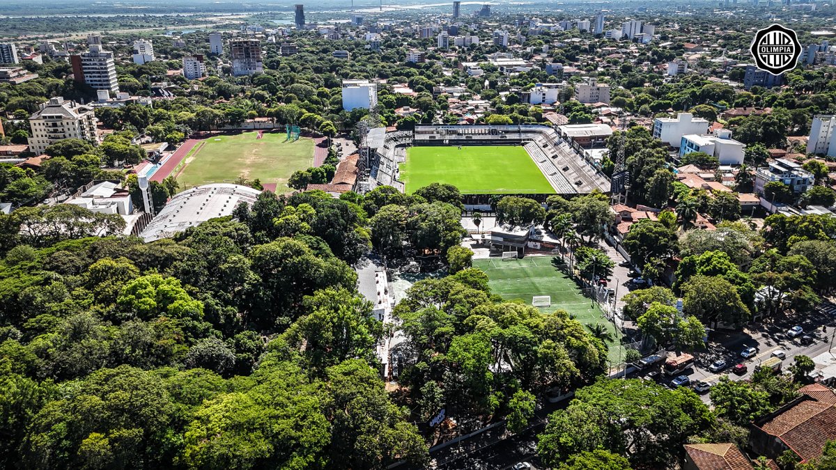 elClubOlimpia's tweet photo. El cimiento, nuestra historia, nuestra infancia, nuestros sueños.

Nuestros abuelos, nuestros niños, nuestra alegría.

El último partido que no quiso ser.

Nuestra cajita mágica, nuestro Manuel Ferreira. 

¡Para Uno! ¡Para siempre! https://t.co/XWe9GOqqeR