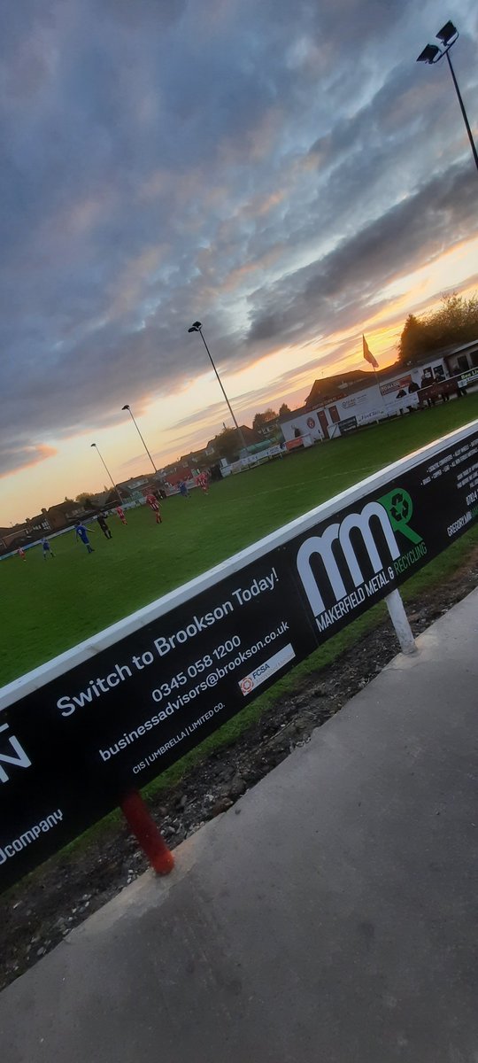 MikeRhead's tweet photo. Old stomping ground , watching @EthanRhead07 playing under 23s vs @ashtontownu23s 
 3-2 win. https://t.co/mLhgcLQeDA