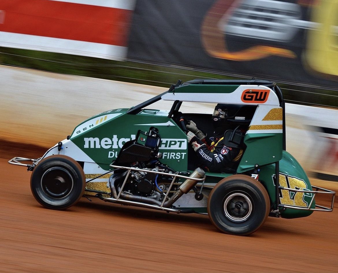 mattdracing's tweet photo. Back to dirt racing tomorrow night with AB Enterprises at Millbridge! Catch it live on @dirtvision with hot laps starting at 6:30 😁 #dirtracing #dirt #millbridge #mattdracing #racing https://t.co/k8vxLdMo23