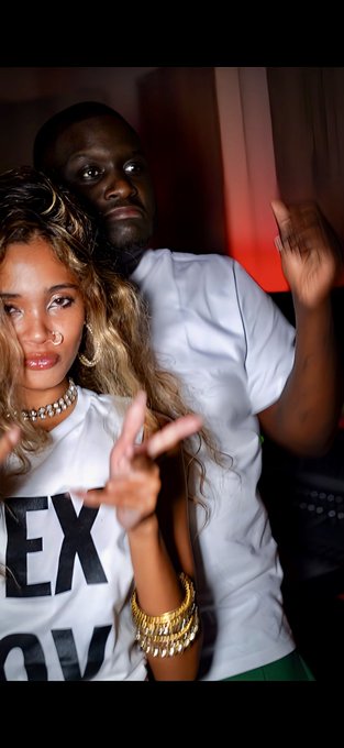 Gang pulled up https://t.co/Zsps78USOn