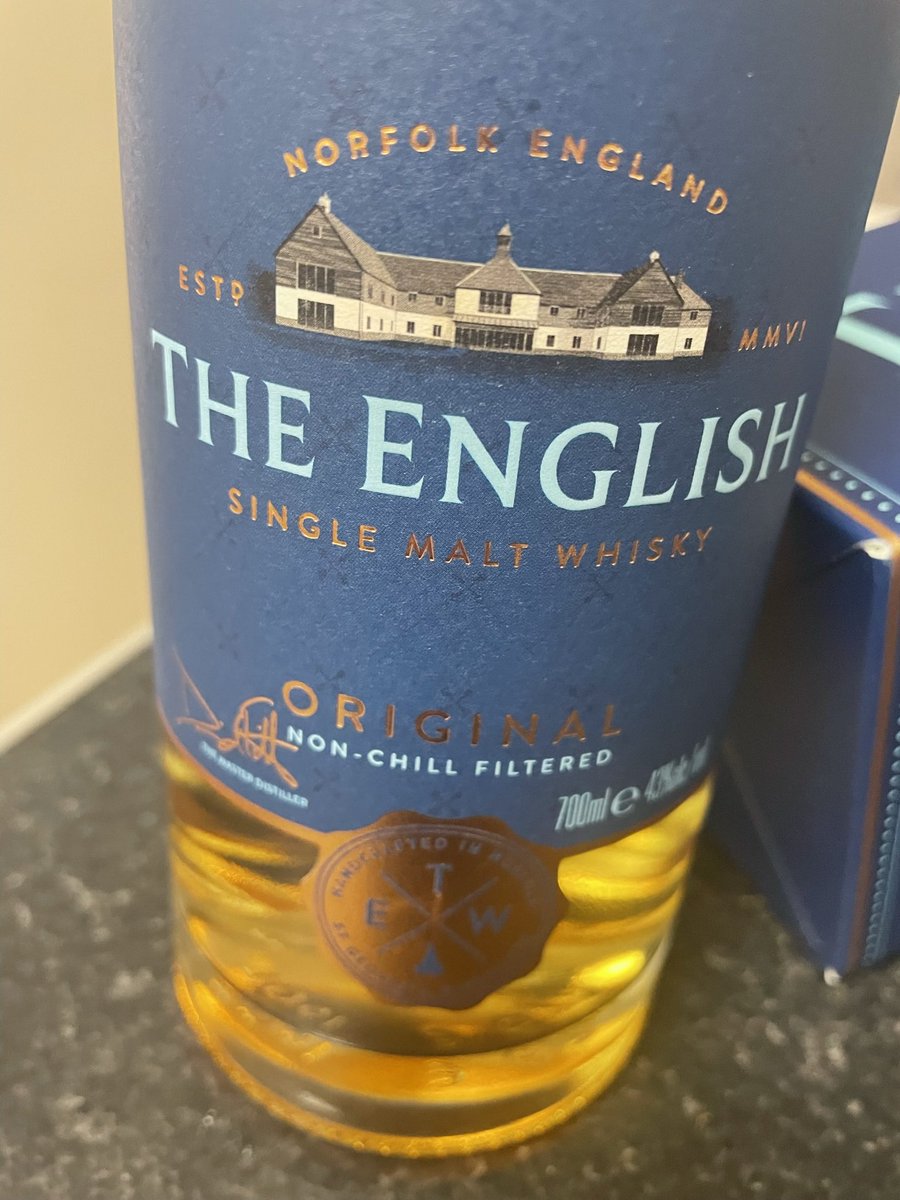 No better way to finish St George’s day than with a glass of award winning whisky from @englishwhisky. 🥃🏴󠁧󠁢󠁥󠁮󠁧󠁿