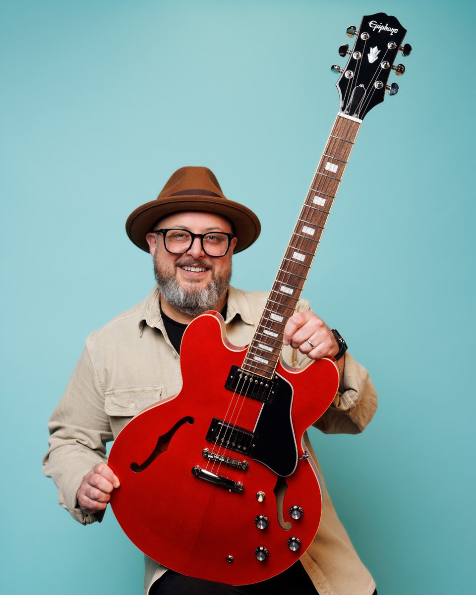 .@martyschwartz has been the face of guitar education online for the last decade and a half. So as you might expect, Marty knows quite a bit about what features a great guitar should have. Learn more about the Marty Schwartz ES-335 HERE: ow.ly/BoW350RluPJ