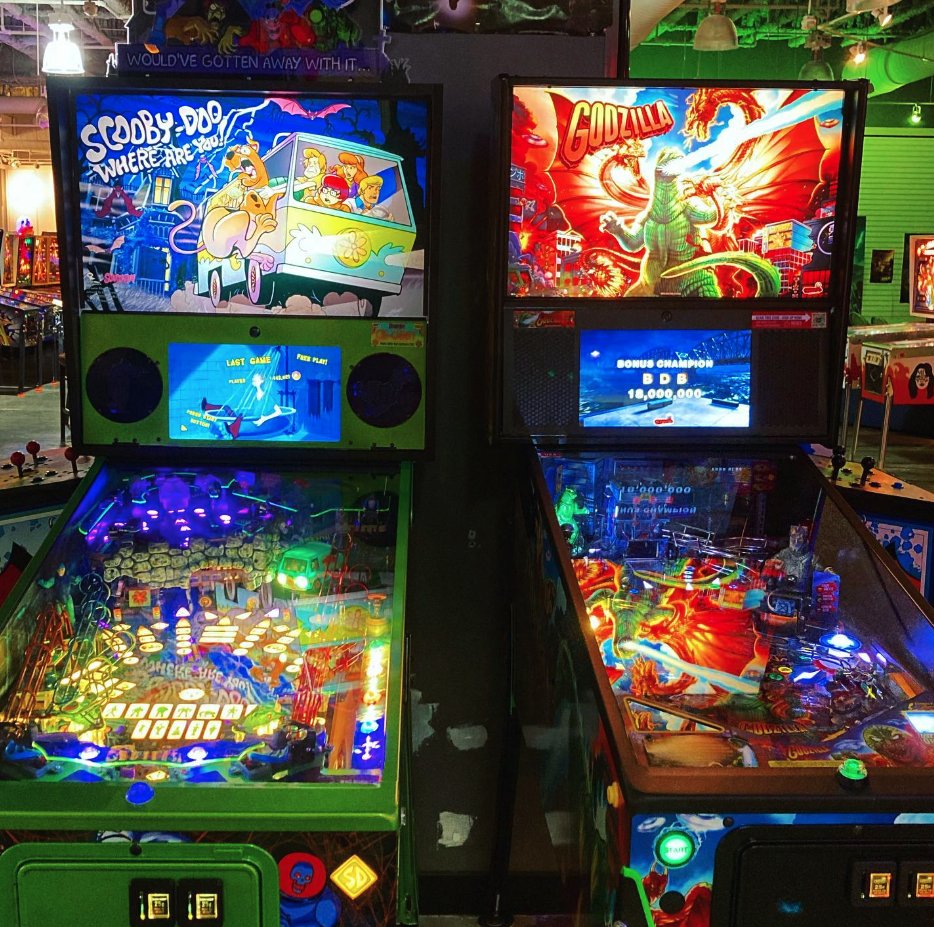 Looking for a dose of fun and excitement? Play retro arcade and pinball, video games, table games, and more at Starcade. This spot is just a short drive away from The Glades At Hamilton Greene. 🙌

📸: @starcade_ac on Instagram
#Starcade #NJArcade #FunActivities #SupportLocal