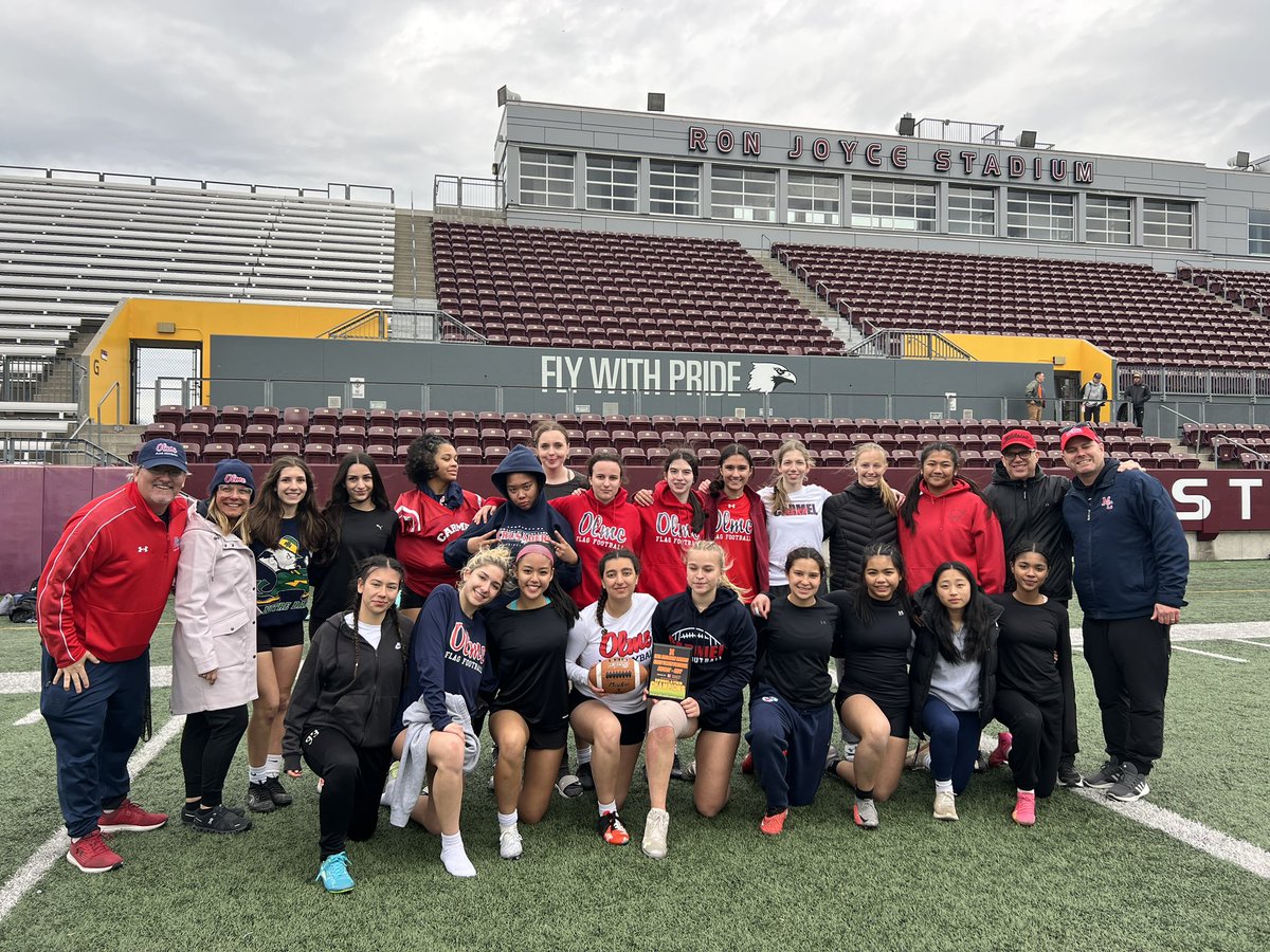 What a great show put on by all our Girl’s teams today at McMaster!!!! Congratulations to Holy Trinity from Oakville on winning the Championship and Mount Carmel from Mississauga on winning the Consolation Championship! 🏈🏆