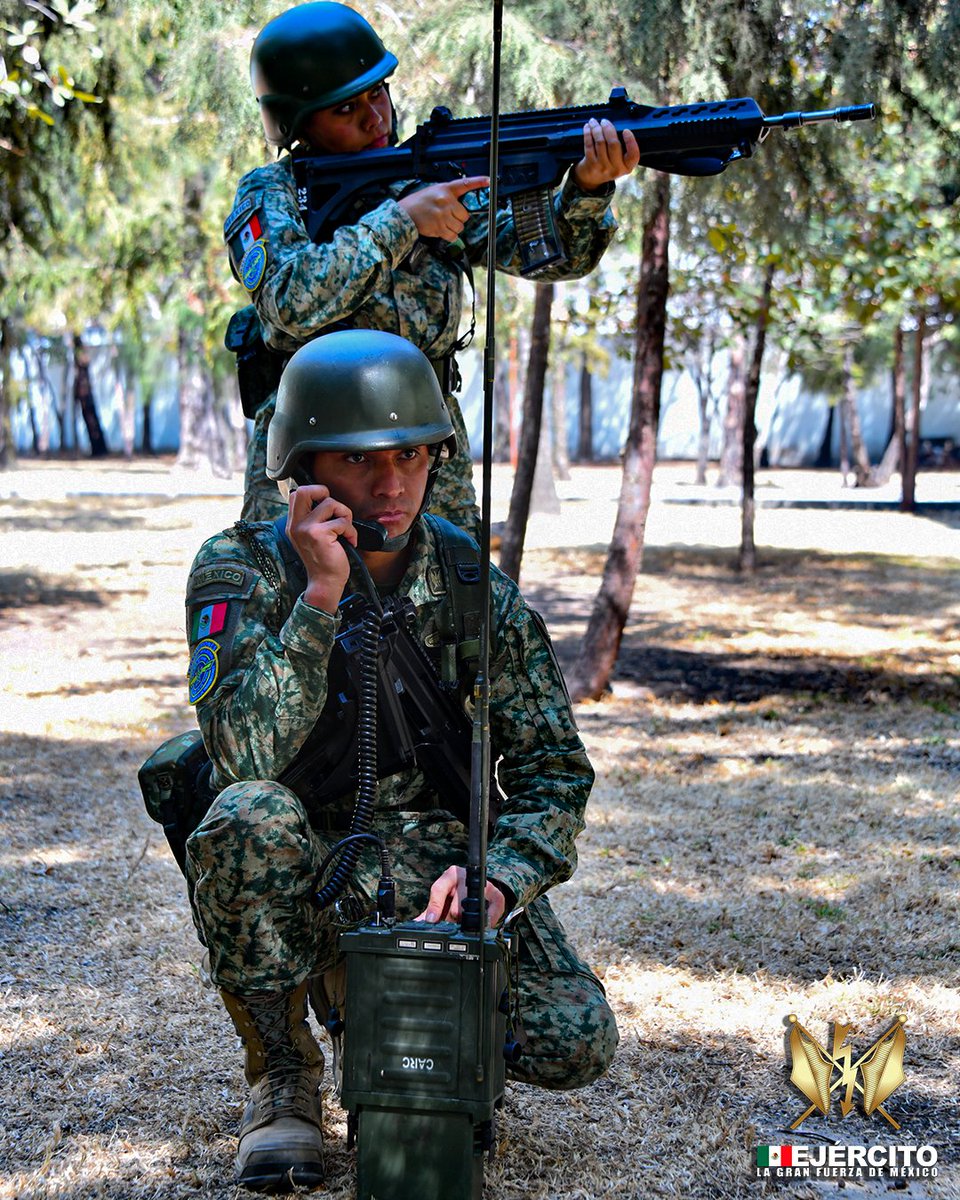 Servicio de transmisiones “Arma del Mando”.
#EjércitoMexicano #UnidosSomosLaGranFuerzaDeMéxico.