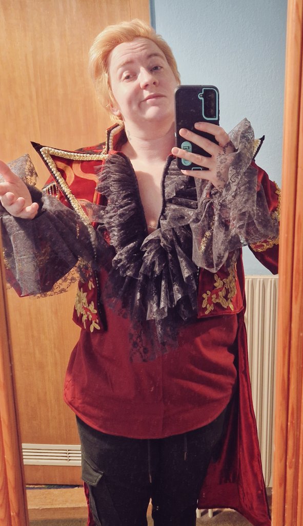 big_bad_stark's tweet photo. Aaaah soon tm it is done. Needed to try it on 🥹😱😱😱

#stedebonnet #ofmd #ofmd2 #gentlemanpirate https://t.co/moZMxLEZmU
