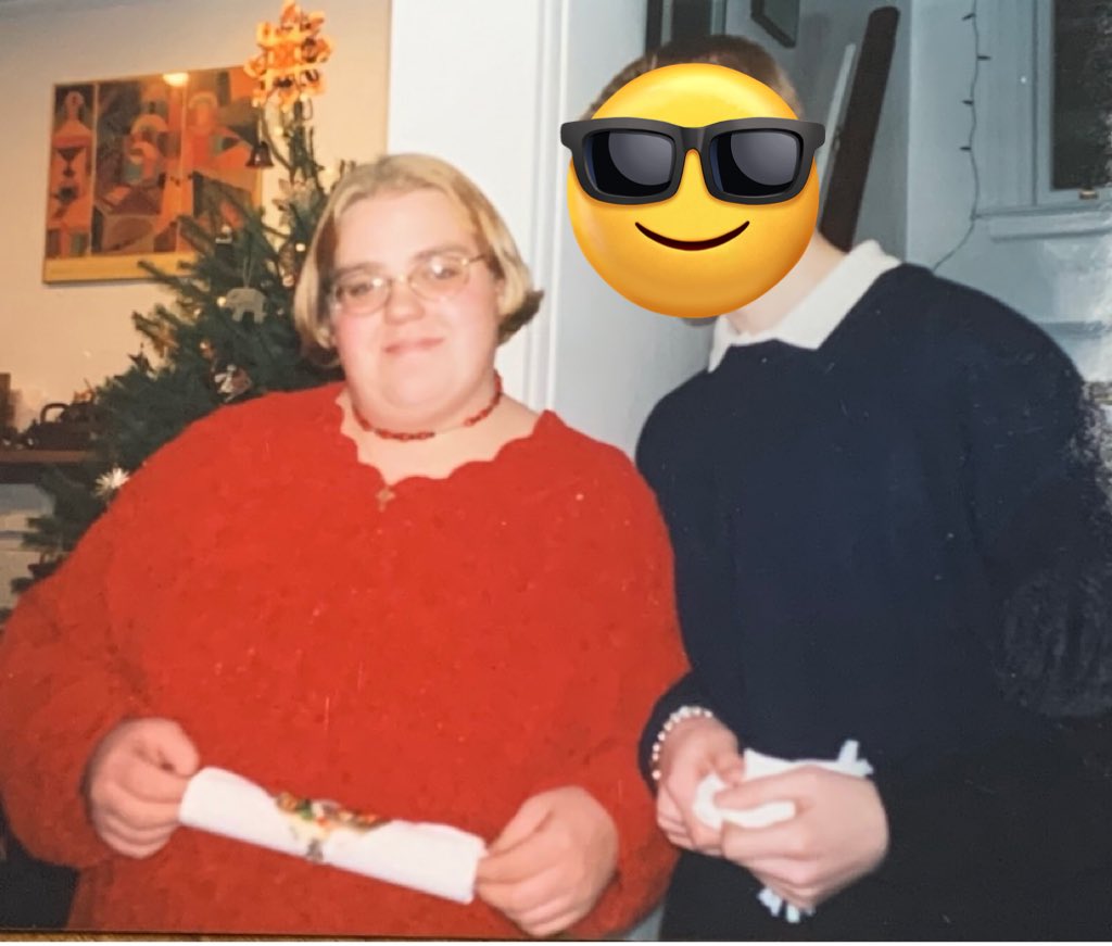 juliahez's tweet photo. Baby lesbian circa 1997!! The haircut was a dead giveaway!! 

QT with a pic of a younger you #lesbianvisibilityweek edition https://t.co/HTftTLJG9r
