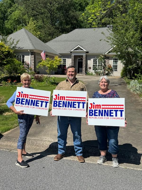 If you have never driven around Peachtree City, you should.  It's beautiful!

#Bennett2024