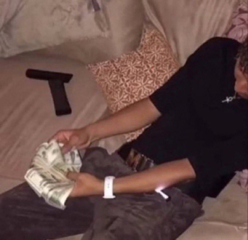 juju 💰 tweet media