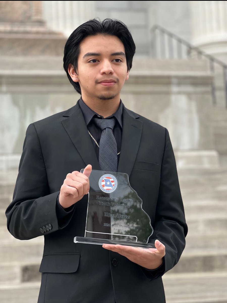 Congratulations to Elias Alavez on receiving the Missouri Community Service Commission Youth Volunteer of the Year award for Kansas City! Proud of you!