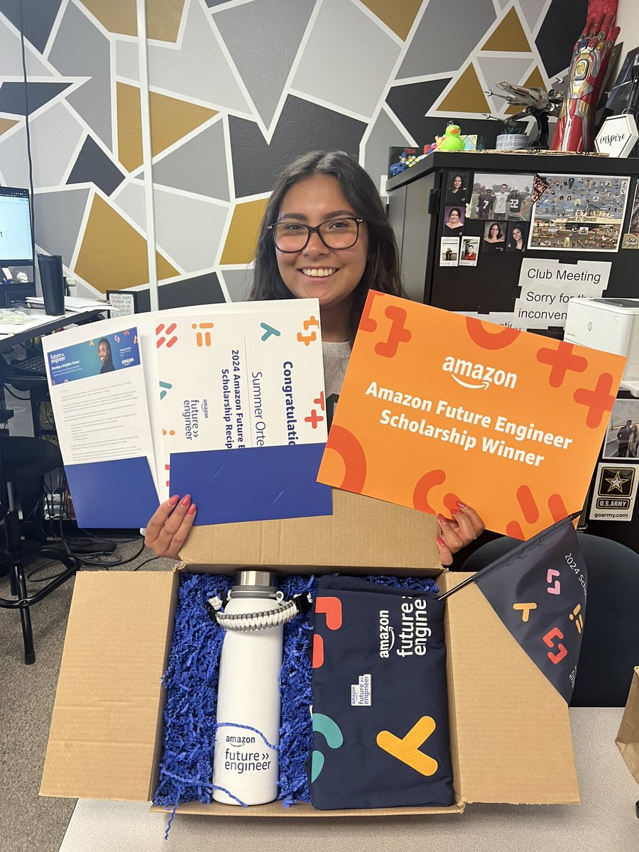 so honored to announce that i’m an #AmazonFutureEngineer scholarship recipient for the class of 2024 and the only one in the 209! 🎉