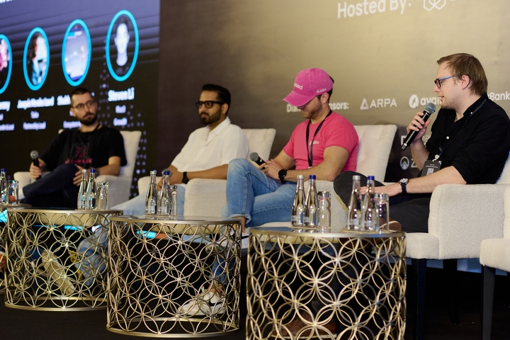 Zircuit's tweet photo. snaps from @L3_Summit: Dubai 2049 last week!

📷 Jan Gorzny (@jgorzny), our technical lead &amp; co-founder chatted about ZK Season in 2024: Hype VS. Reality https://t.co/MEhgABl9oO
