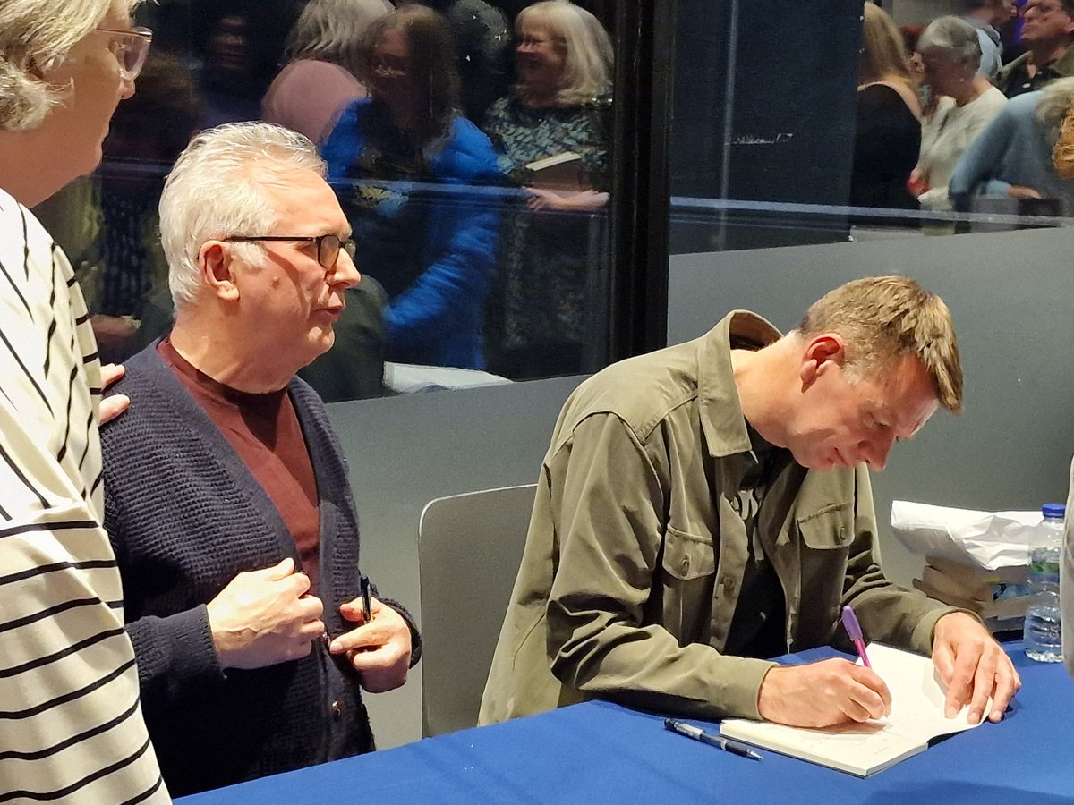 Went to see these two, @brian_bilston and @HenryNormalpoet at @NottmPlayhouse tonight. What a joyful and insightful evening!