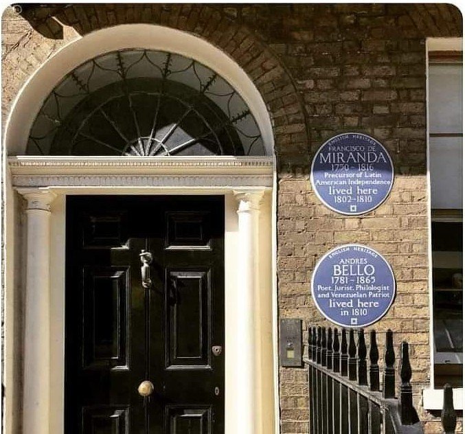CIVoficial's tweet photo. En Londres colocan placa recordatoria en fachadas de casas donde residieron personajes notables. Aquí  aparecen las de Francisco de Miranda y Andrés Bello en la capital británica.En Caracas, a las casas donde nacieron estas glorias de Venezuela, les pasaron un tractor por encima. https://t.co/Fh1h7ye68V