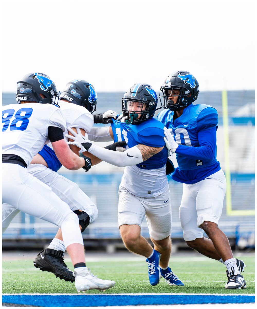 larsartwork's tweet image. A couple pictures from practice today.