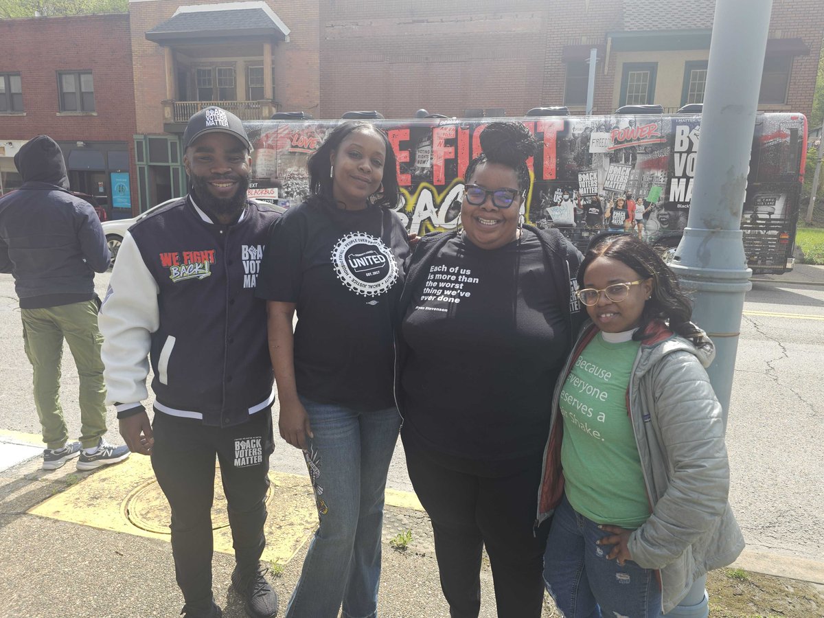 BeaverUnited's tweet photo. Thank you to everyone who came out today to celebrate Election Day with us and @BlackVotersMtr ! If you haven't had a chance to vote yet, polls are open until 8 PM, and if you are in line by 8, stay in line. You have a right to vote! https://t.co/4LI4v7zWPf