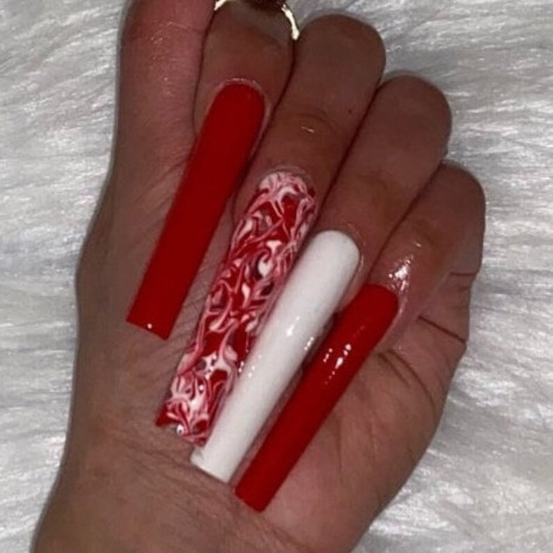NailswithNi's tweet photo. Get this set now. Application kit is included!

#pressonnails #etsyshop #EtsySeller #EtsyHandmade #etsystore #rednails #3xlnails #3xlpressonnails #whitenails marblenails #swirlnails #redandwhitenails #nailwithnipressonnails #custompressonnails

https://t.co/R3Z3kk0iQw https://t.co/5gBUeiOCQR