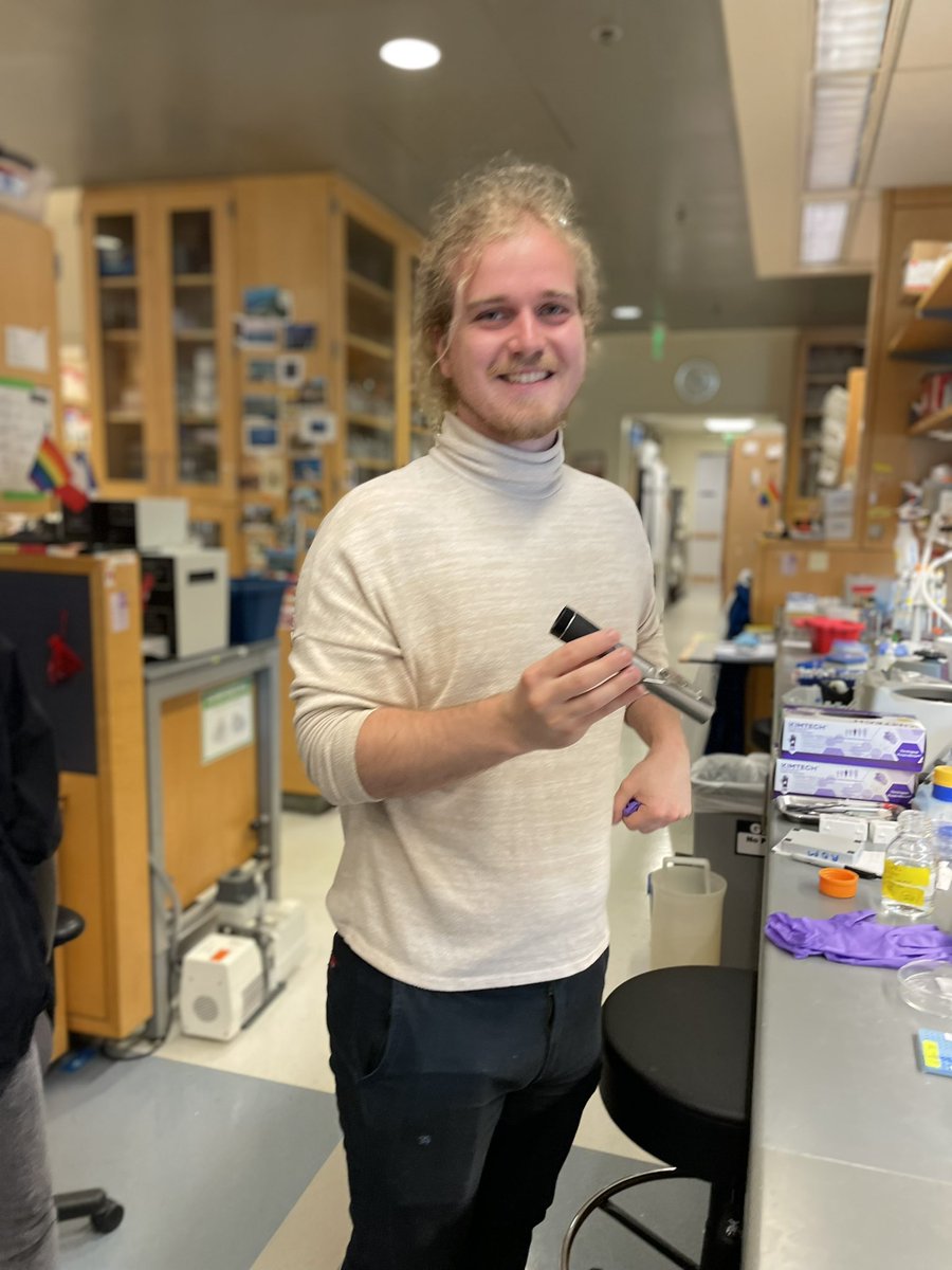 The Real Mullins Lab tweet media