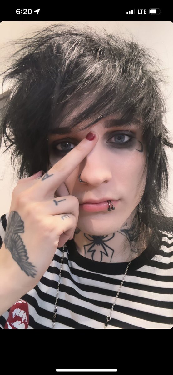 soup_721's tweet photo. Johnnie Guilbert the man you are https://t.co/pzuPZmsc9R