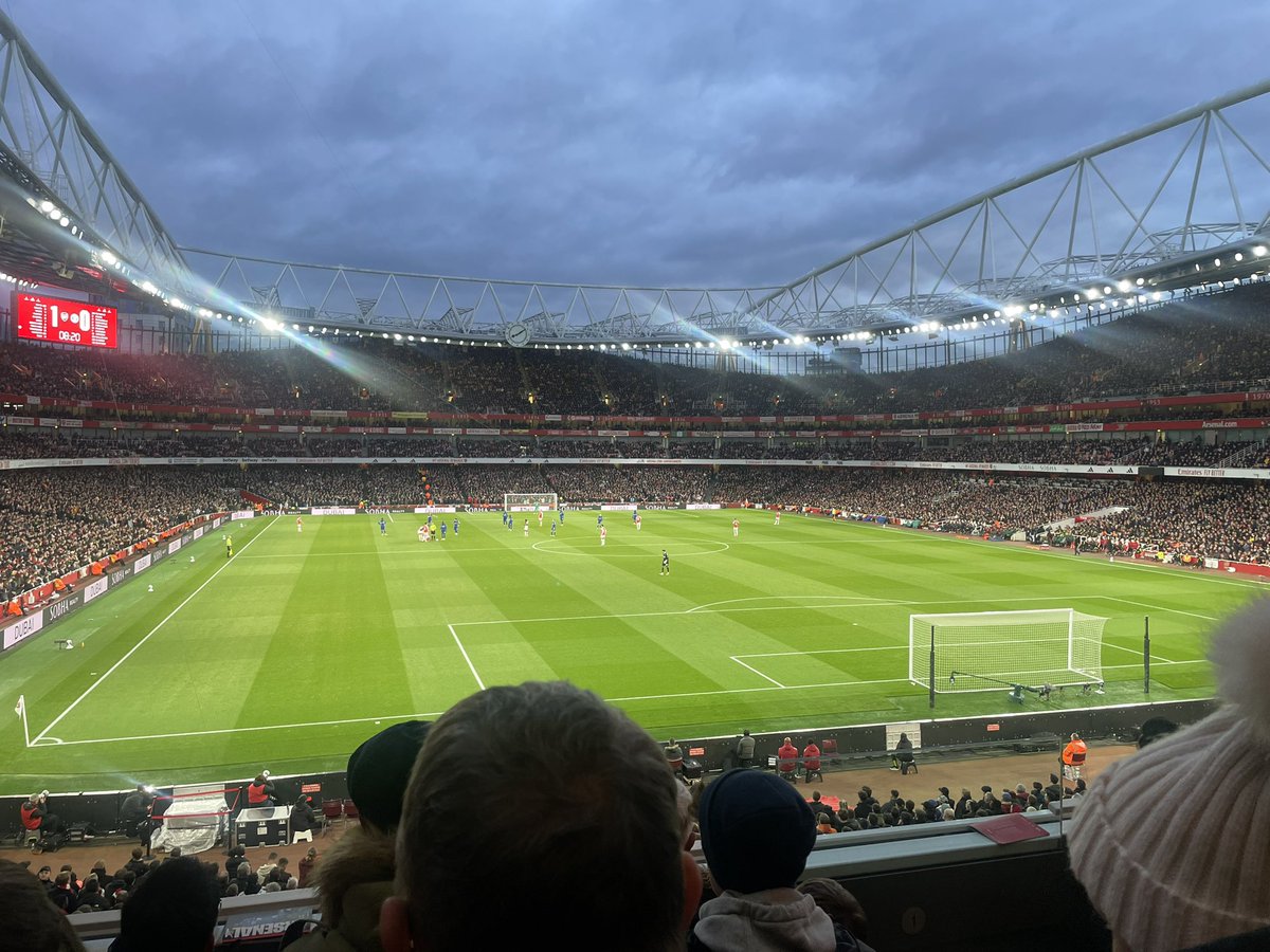 matthewt8's tweet photo. What a night!! #COYG #arsenal #londonisred https://t.co/plXydayZp7
